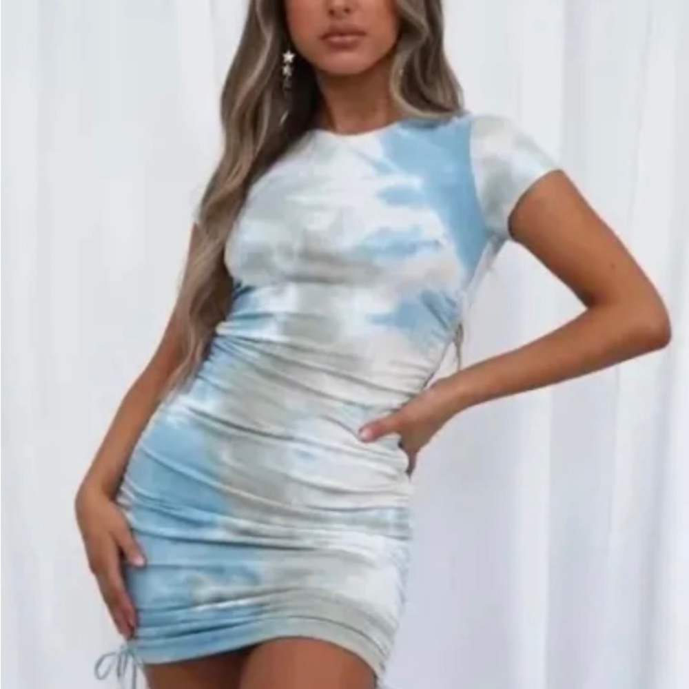 WhiteFox Boutique Scrunch Dress